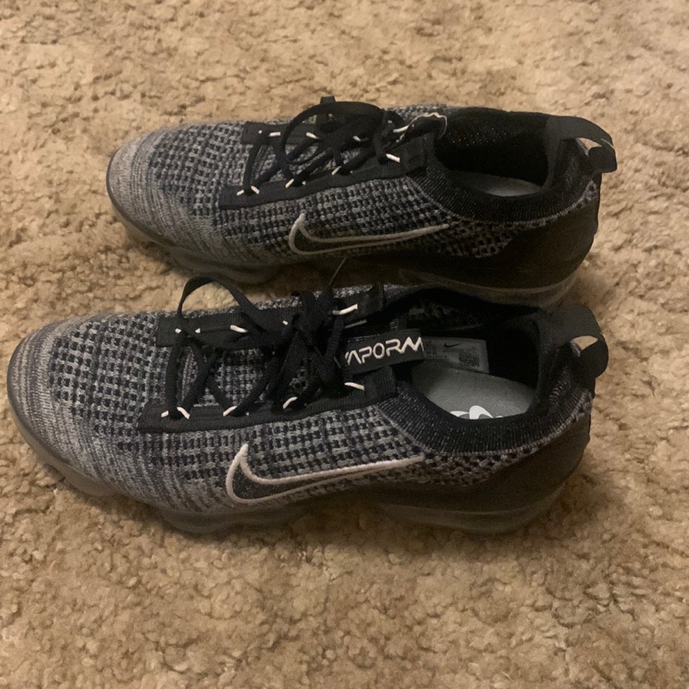 vapormax.